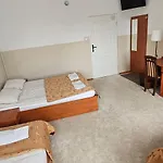 Appartement Rest Airport Modlin *